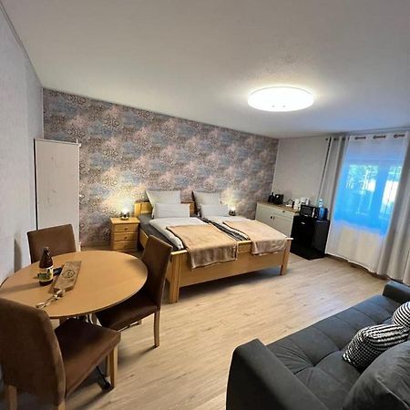O&W Ferienzimmer Am Nuerburgring, Quiddelbach Экстерьер фото